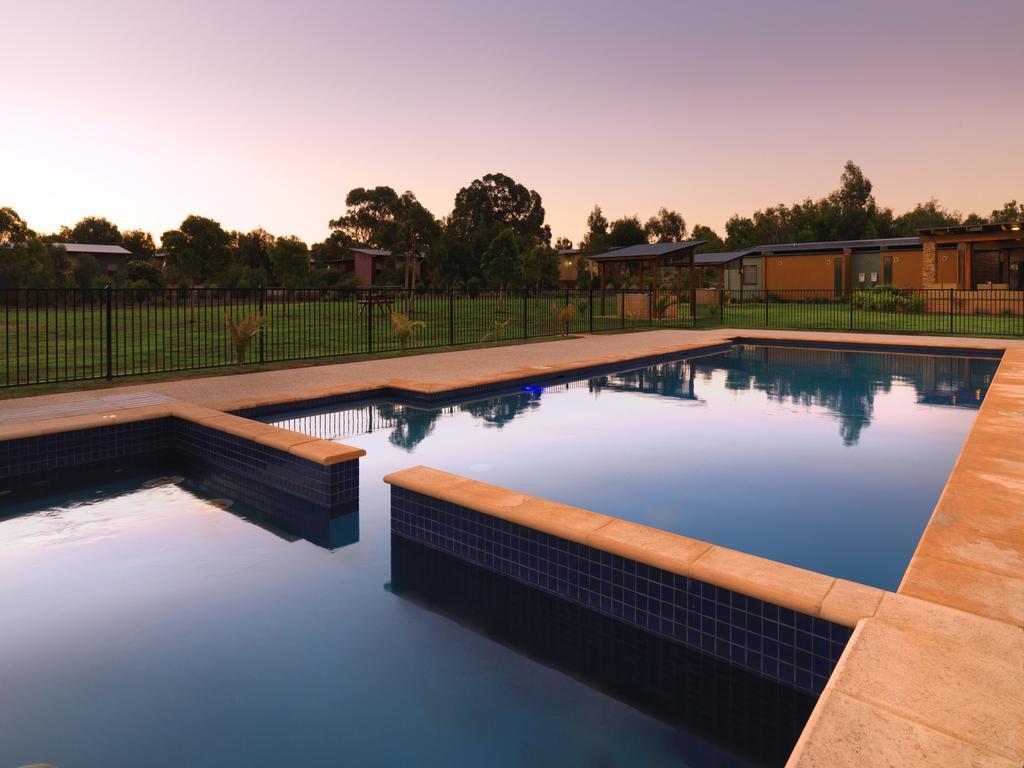 Ramada Resort By Wyndham Phillip Island Cowes Extérieur photo