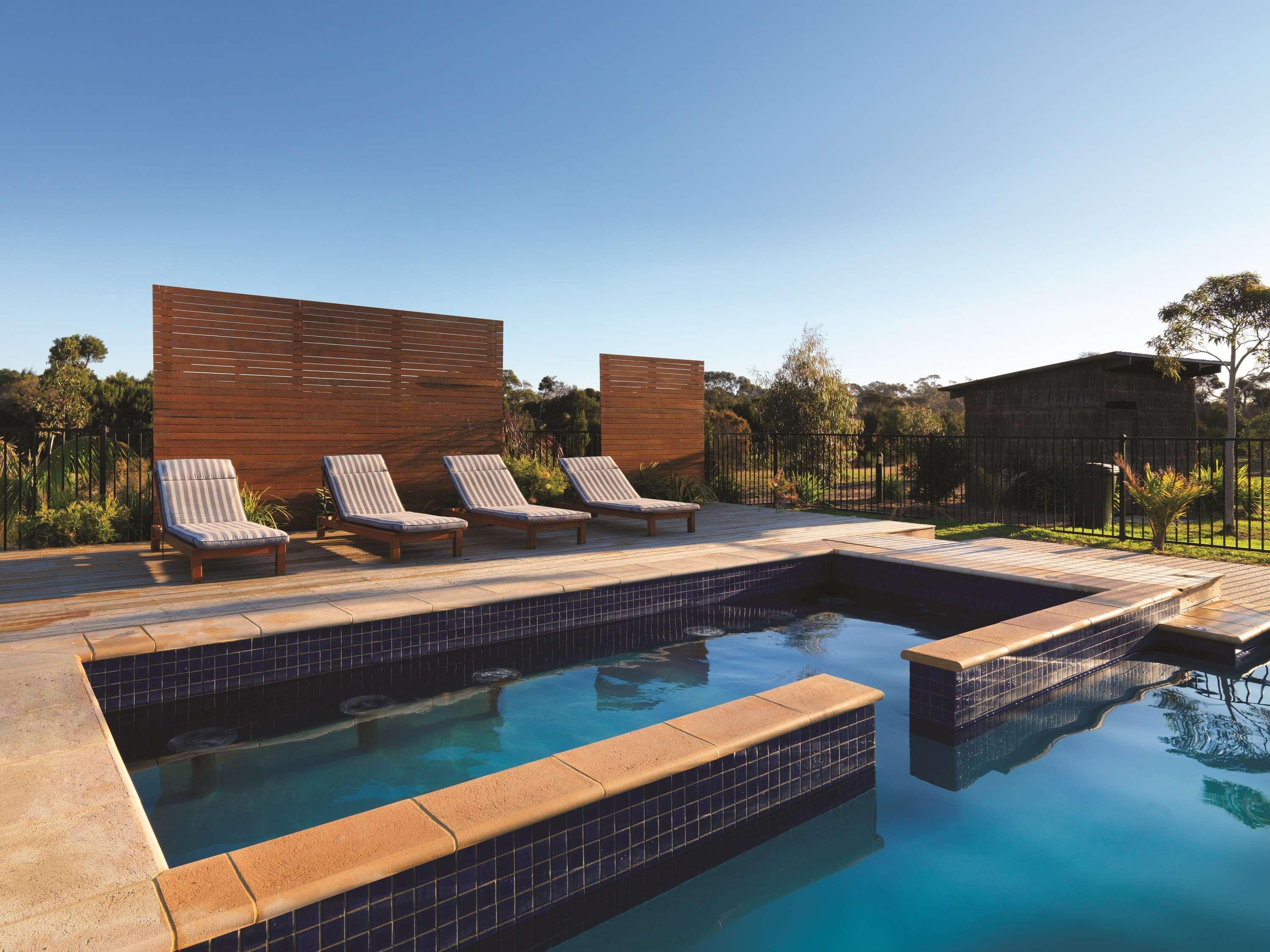 Ramada Resort By Wyndham Phillip Island Cowes Extérieur photo