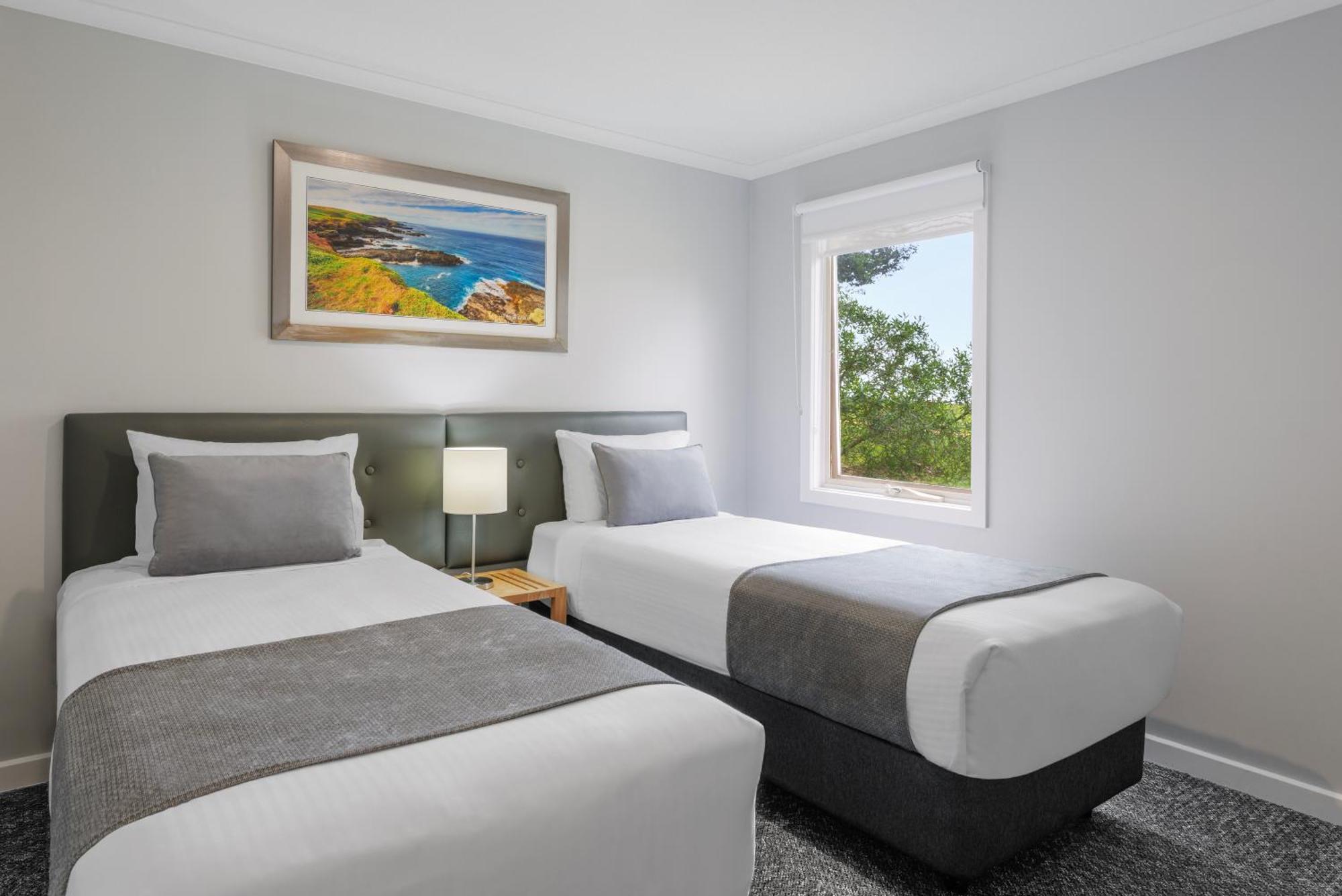 Ramada Resort By Wyndham Phillip Island Cowes Extérieur photo