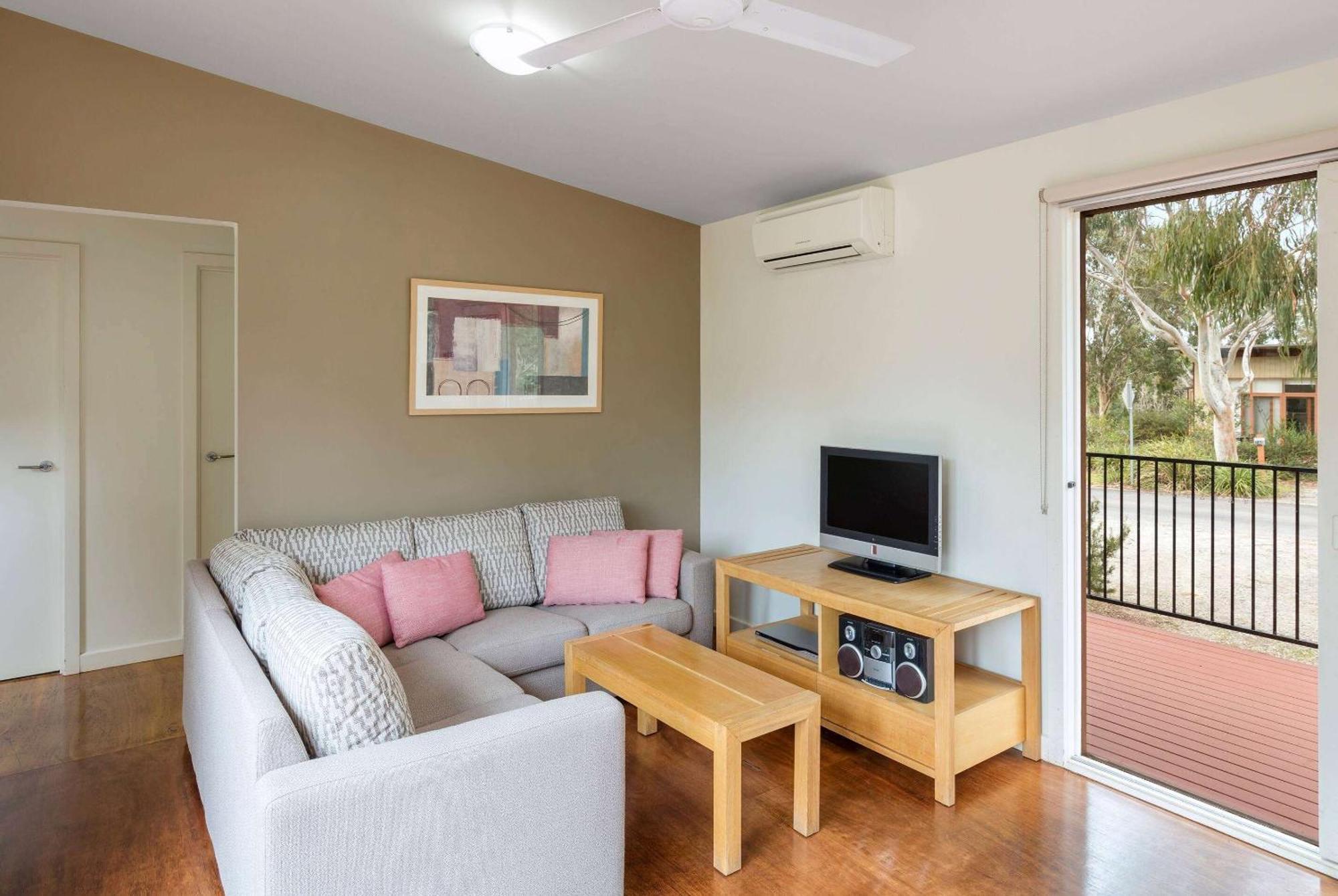 Ramada Resort By Wyndham Phillip Island Cowes Extérieur photo