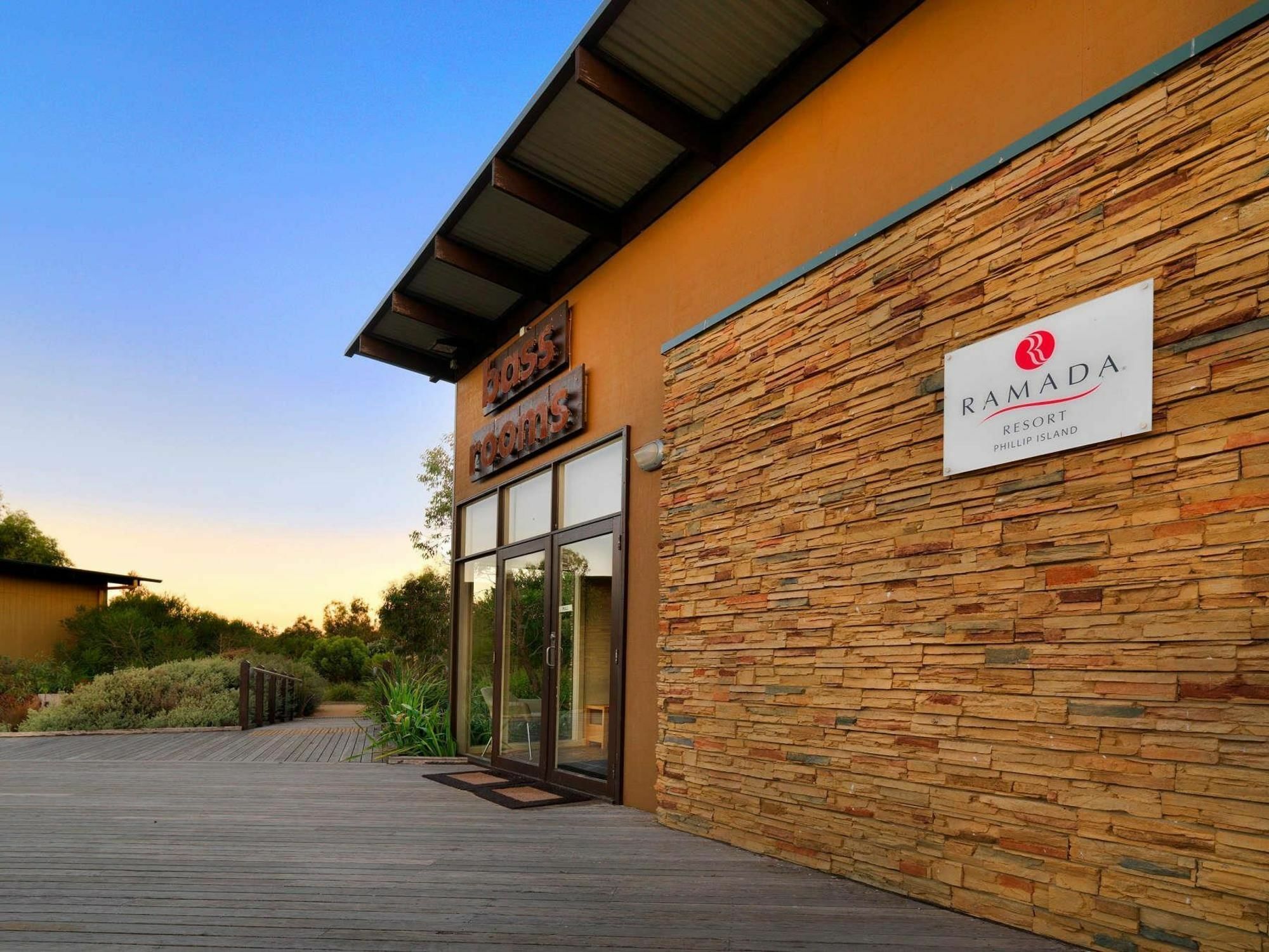 Ramada Resort By Wyndham Phillip Island Cowes Extérieur photo
